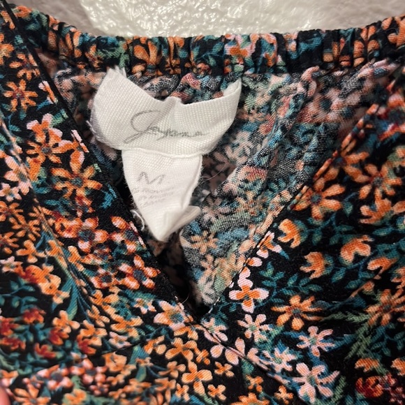 Flower Top - Picture 3 of 3